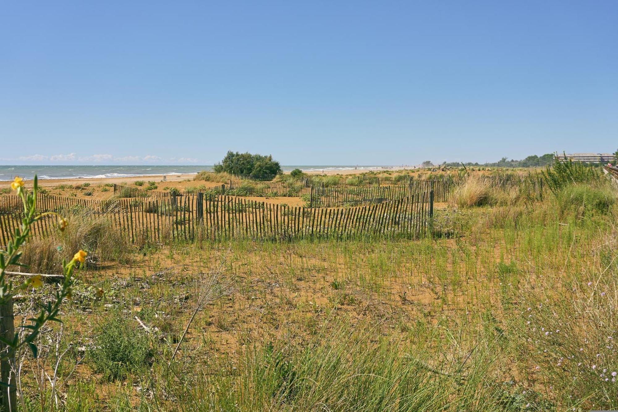 Beachfront Two-room For 5 Guests Appartamento Bibione